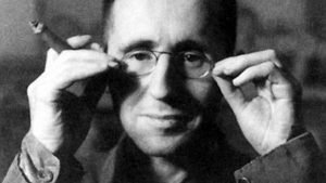 Perjalanan Hidup Begawan Teater Bertolt Brecht