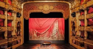 Petunjukan Opera Terbaik Di Paris